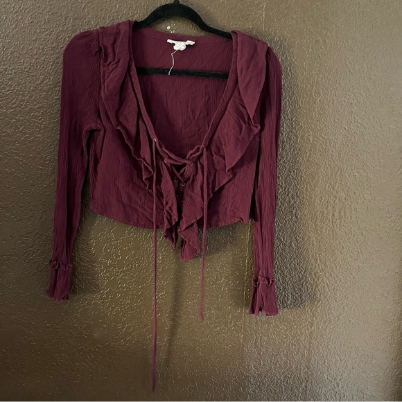 Maroon Purple Long Sleeve Ruffle V Neck Lace Up Top, Forever 21 Size Medium - Picture 2 of 6